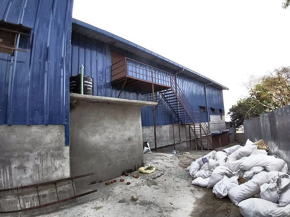 Hometek Warehouse